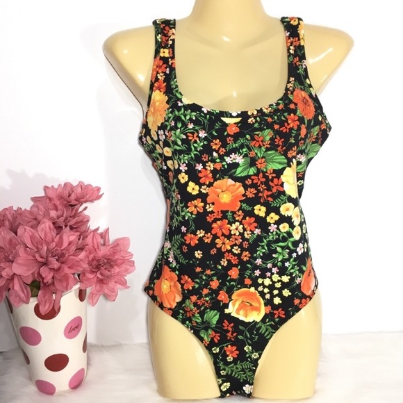 Zara Tops - ZARA FLORAL STRETCH BODYSUIT SZ MEDIUM